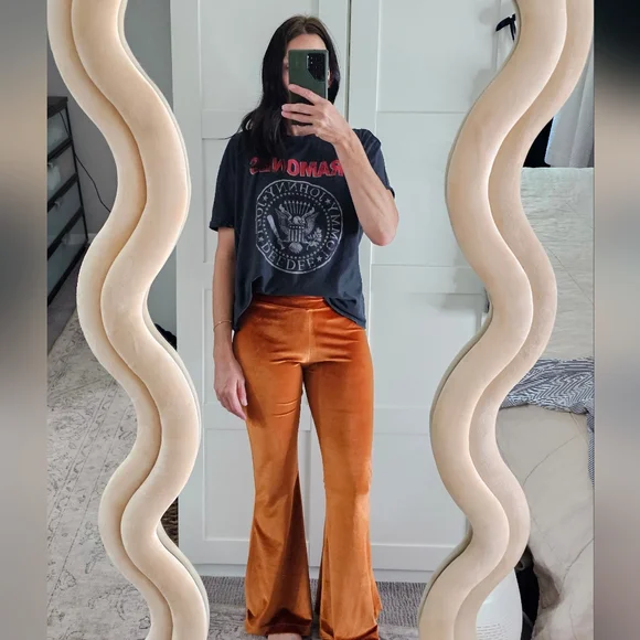 Kultcha collective zeppelin rust velvet bell pants - Picture 3 of 3